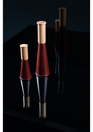 Mlýnek na pepř a sůl GURKEN, medium, červená/hnědá Mlýnek na pepř a sůl GURKEN, medium, červená/hnědá